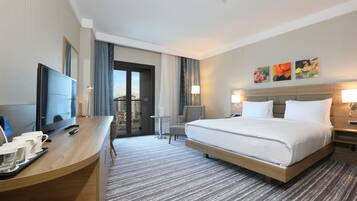 Superior Double Room | 1 bedroom, iron/ironing board, free WiFi, bed sheets