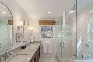 Shower, hair dryer, towels - 3833 Treetops - Updated, Custom Home in the Trees (Carmel)