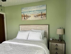 2 habitaciones, tabla de planchar con plancha y wifi gratis 