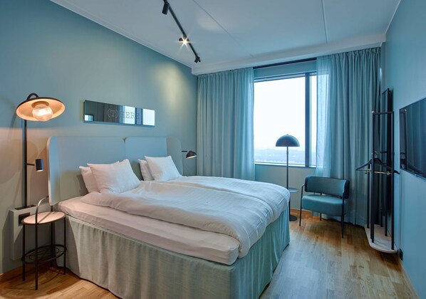 Family Room (Standard)