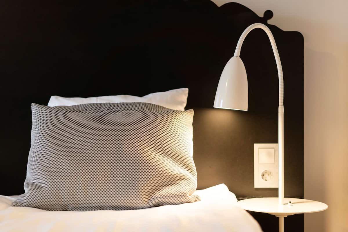 family room (standard) | in-room safe, desk, iron/ironing board, free cots/infant beds