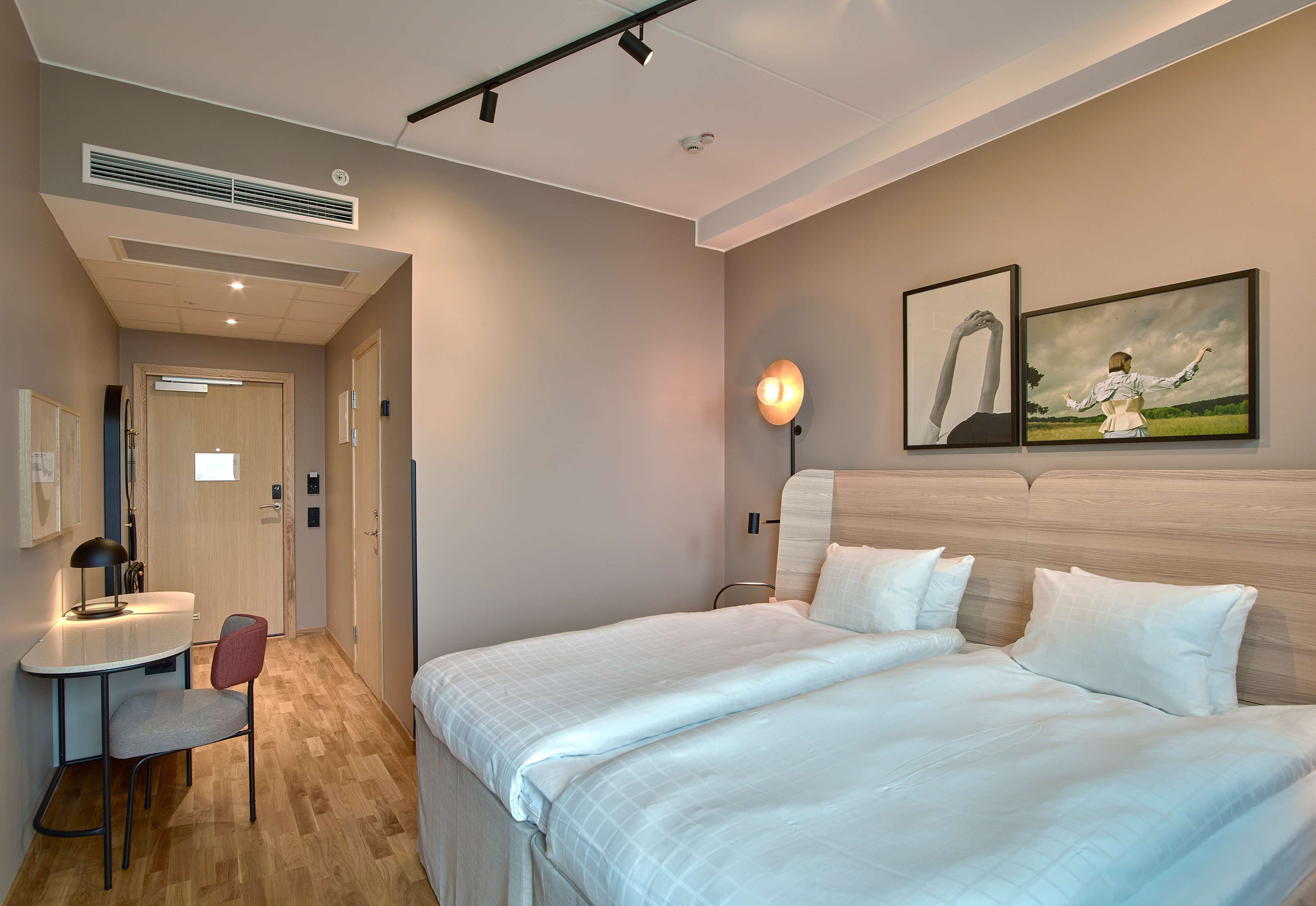 standard double room | in-room safe, desk, iron/ironing board, free cots/infant beds