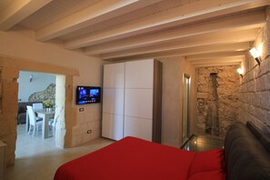 1 camera, culla da viaggio, Wi-Fi gratuito, lenzuola