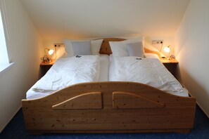 Familienapartment, 2 Schlafzimmer, Nichtraucher, Balkon | Individuell dekoriert, individuell eingerichtet