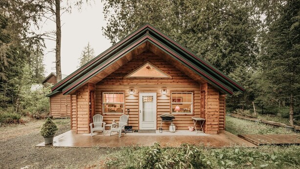 Cabin, 3 Bedrooms | Exterior - 61mbr - Hot Tub - Wi-fi - Pets Ok - Sleeps 6 3 Bedroom Home by Redawning (Deming)
