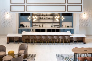 Lobby lounge - SpringHill Suites by Marriott Baltimore Downtown Convention Center Area (Baltimore)