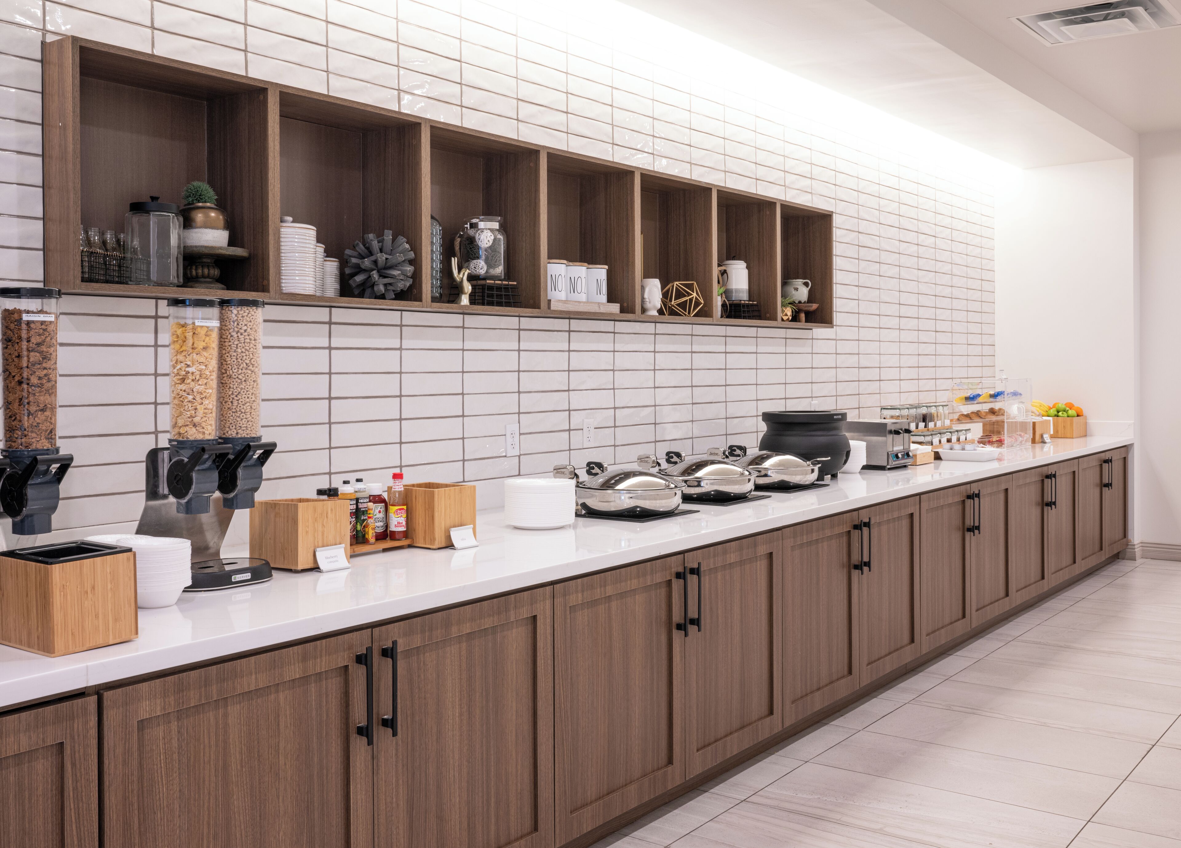 Café da manhã continental grátis todos os dias