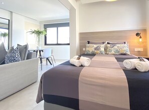 1 Schlafzimmer, Bügeleisen/Bügelbrett, Reisekinderbett, kostenloses WLAN