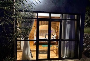 Deluxe tweepersoonskamer | Luxe beddengoed, individueel gedecoreerd, individueel gemeubileerd