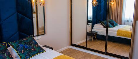 エクスクルーシブ アパートメント | 1 室のベッドルーム、客室ごとに異なる装飾、客室ごとに異なるインテリア、アイロン / アイロン台