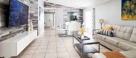 Smart-TV, bøker og printere