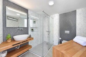 Hair dryer, towels