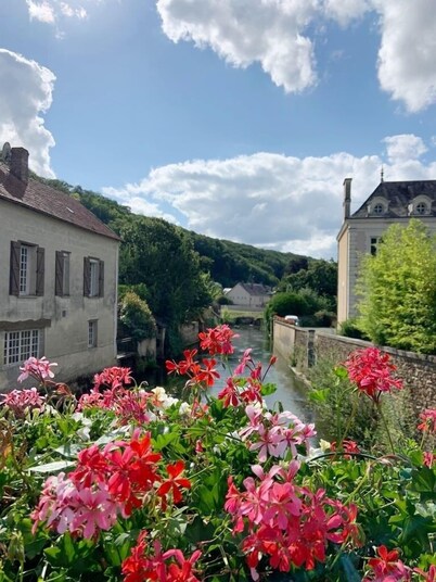 Weekend Home ★ Garden ★ Private access to the Loir