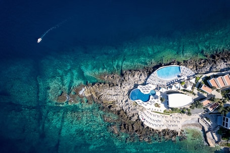 Private beach, beach umbrellas, beach towels. Dulamerovic Resort