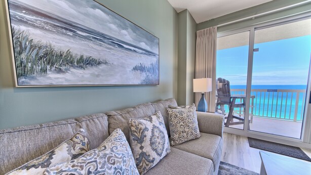 Smart TV, DVD player - Luxury Beachfront Condo.  Spacious Balcony! Gorgeous Ocean Views!  Includes beach service! (Panama City Beach)