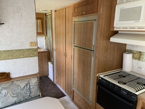 Fridge, microwave, oven, coffee/tea maker