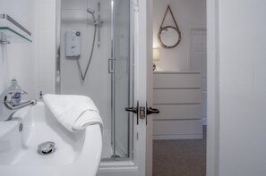 Dusche, Haartrockner