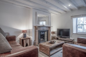 Living area - Angle Adventures - 4 Bed Cottage - Angle (Pembroke)