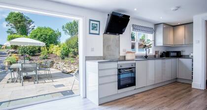 Angle Adventures - 4 Bed Cottage - Angle