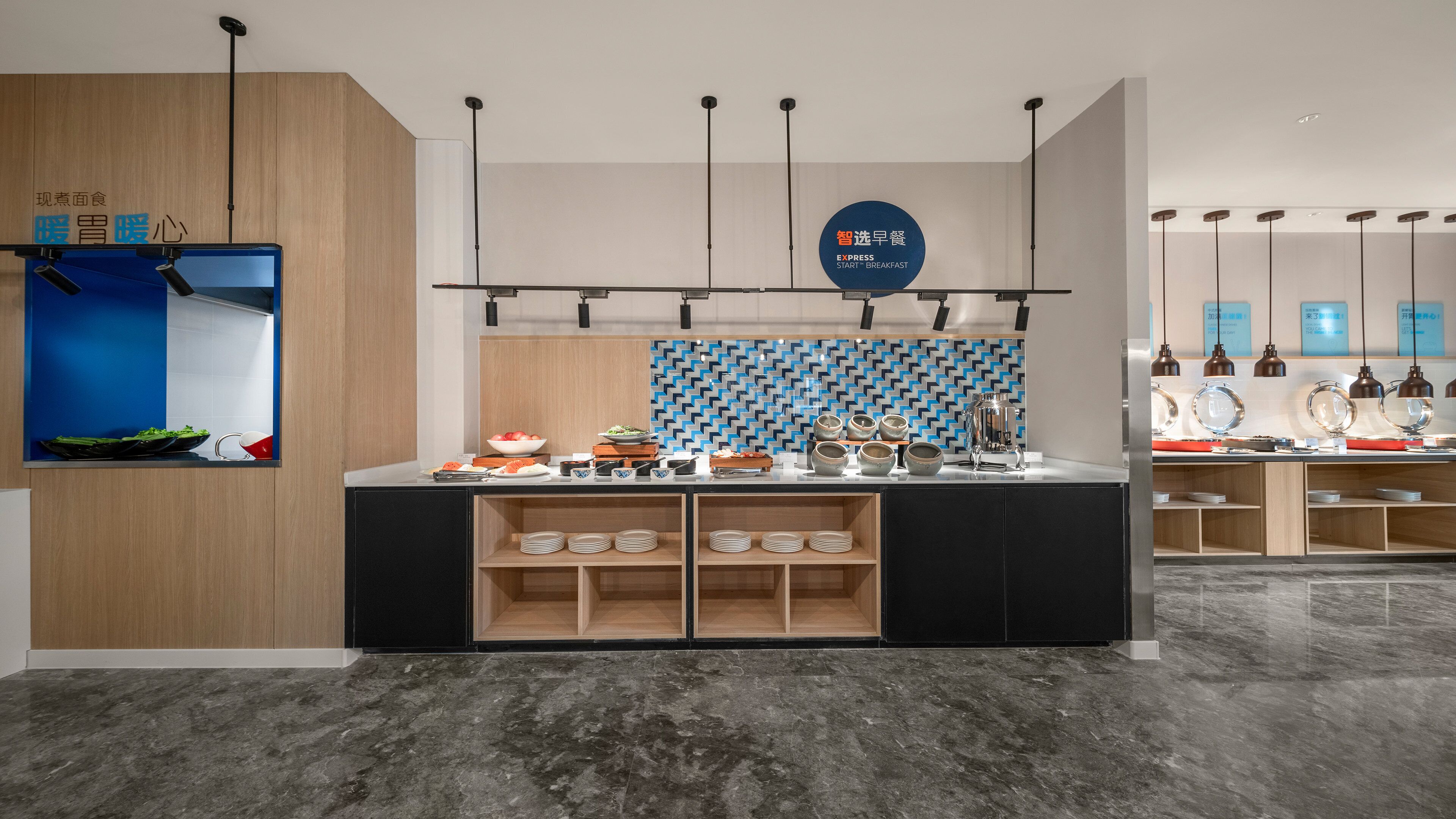 包每日自助早餐