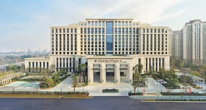 DoubleTree by Hilton Quzhou