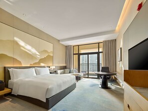 Room, 1 King Bed, Accessible - DoubleTree by Hilton Quzhou (Quzhou)