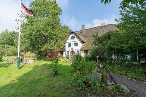 Apartment (Richardshof Westwohnung) | Exterior