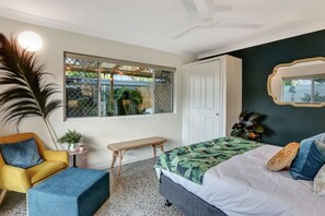 1 bedroom, iron/ironing board, travel cot, free WiFi