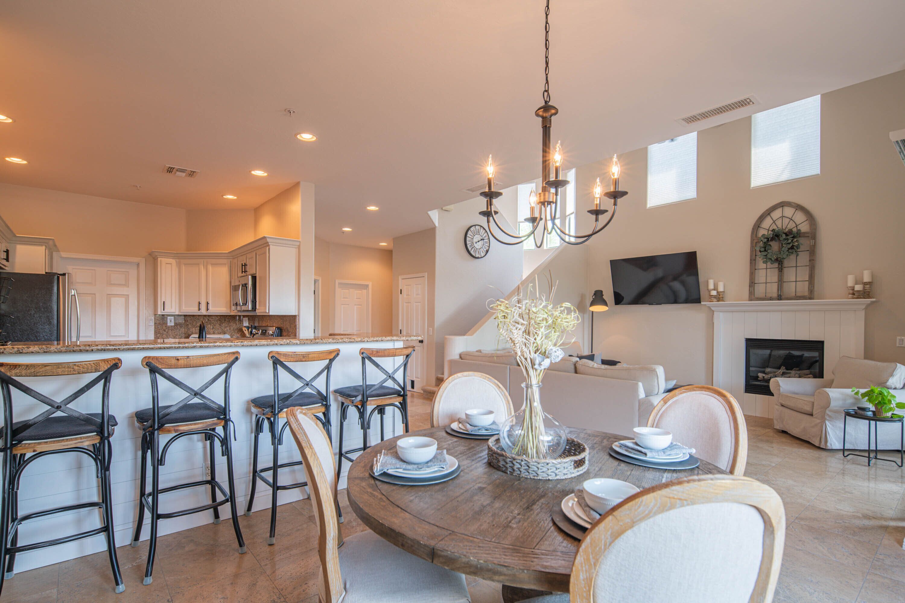 Impressive 2 Bedroom Gated Community Condo-Grayhawk, North Scottsdale 
