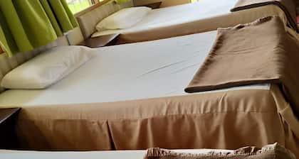 OYO 90366 Home Valley Guesthouse Tambunan