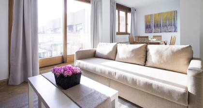 Arturo Soria - 2 bedrooms with pool and parking - 06