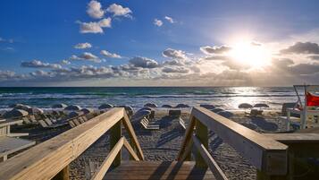 Private beach nearby, white sand, free beach shuttle, snorkeling