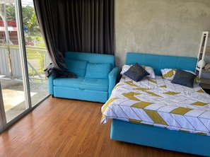 Studio Suite | Free WiFi, bed sheets
