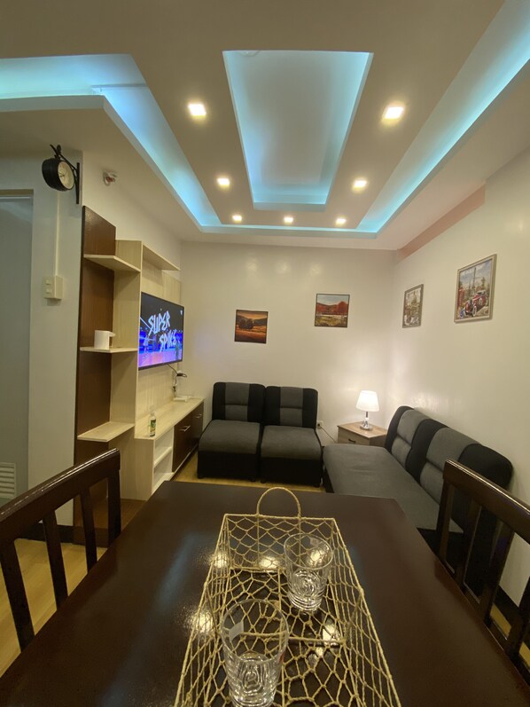 Interior - Airport Access (Imus)