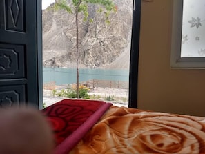 Deluxe driepersoonskamer | Gratis wifi, beddengoed