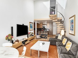 Apartment (Lionshead Center) | Außenbereich