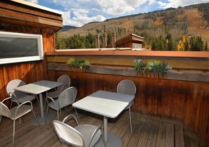 Apartment (Lionshead Center) | Außenbereich