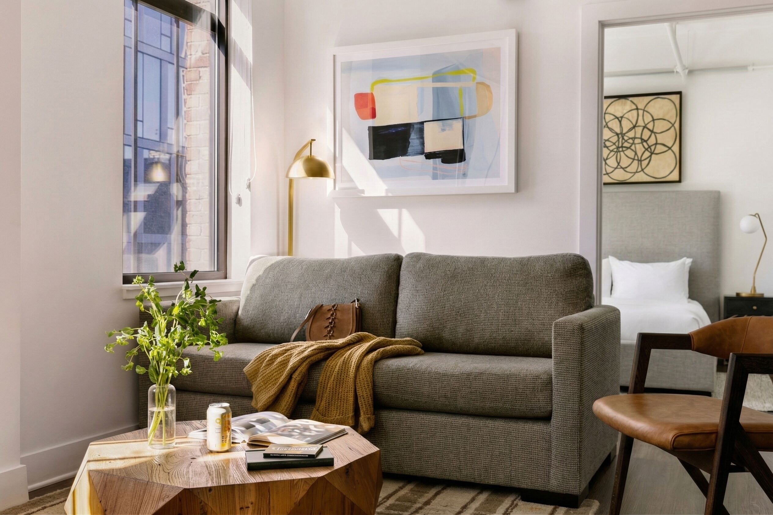 Apartamento, 2 quartos | Área de estar | TV de tela plana 40 polegadas com canais digitais, TV