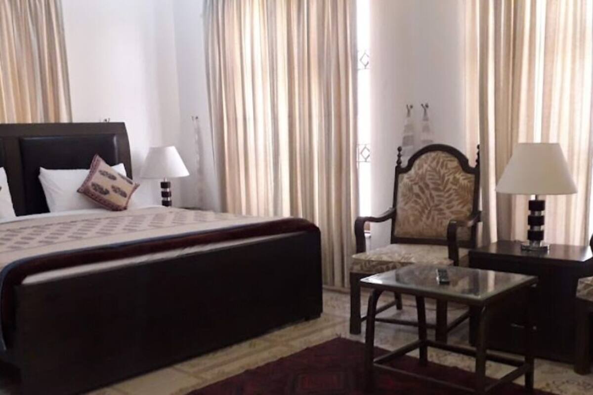 Deluxe Double or Twin Room | Soundproofing, free WiFi, bed sheets