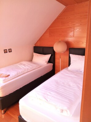 2 chambres, accès au Wi-Fi (inclus)