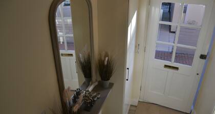 Frinton Escapes - The Cottage