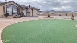 Exterior - Sun Cindy's House 40% Off Monthly  (Pahrump)