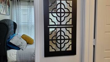 3 Schlafzimmer, Schreibtisch, Bügeleisen/Bügelbrett, kostenloses WLAN