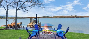 Escape to Dockside -Lakefront Villa on Livingston