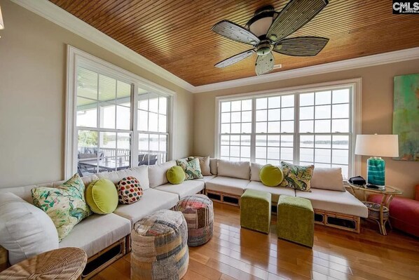 Smart TV, fireplace, table tennis, books