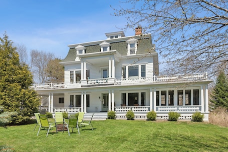 Exterior. A historic treasure in Southern Maine, very unique and spacious