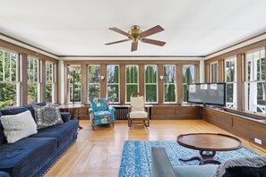 TV, fireplace - A historic treasure in Southern Maine, very unique and spacious   (Biddeford)