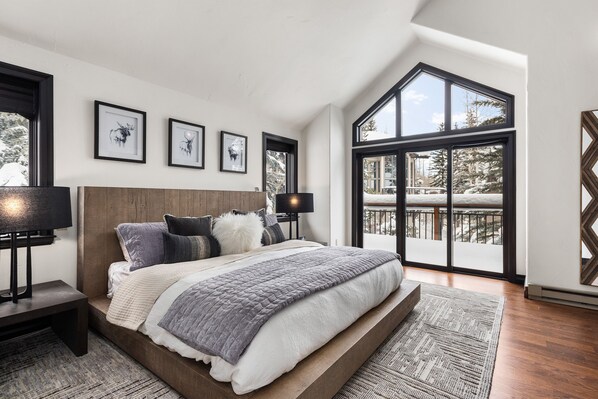 6 bedrooms, WiFi, bed sheets