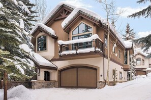 Exterior - Larkspur Lodge - walk to ski lift and BC Village (Beaver Creek)