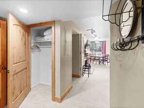 Interior - Come Home and Stay With Us, 1-Bed, jetted tub, fireplace, and more (Park City)